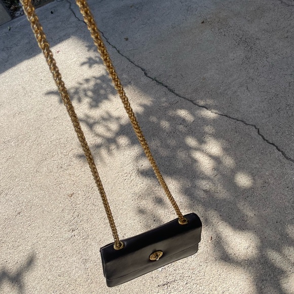 Saks Fifth Avenue Handbags - Saks Fifth Avenue Bag Lizard embossed Leather Gold Chain Purse, VINTAGE